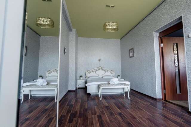 Апартаменты Apartments on Nemiga Минск-11
